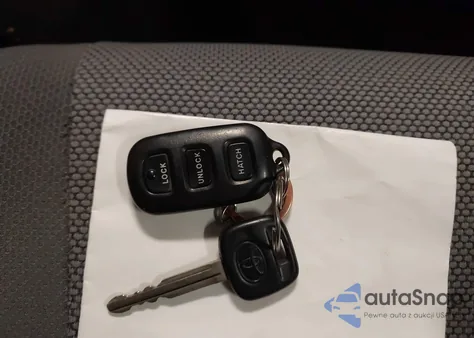 2003 Toyota Matrix Xr from USA, damaged, VIN 2T1LR32E73C053415